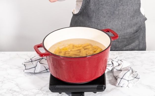 Chicken alfredo pasta