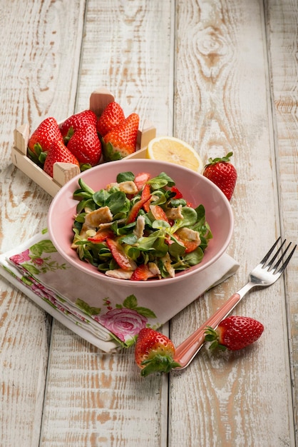 Chicken salad with strawberry and lemon