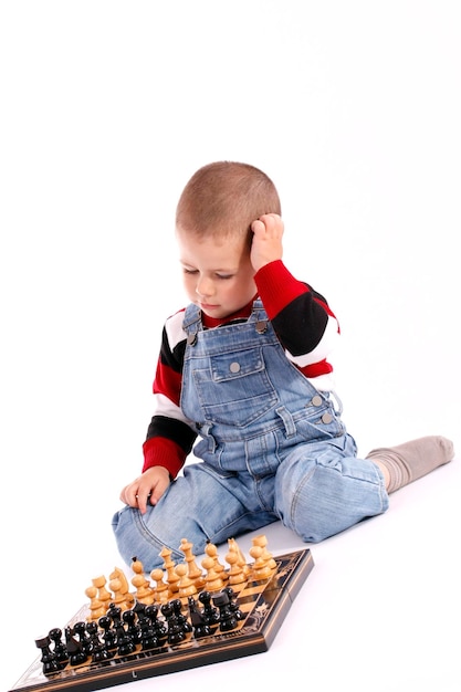 Childre playing chess