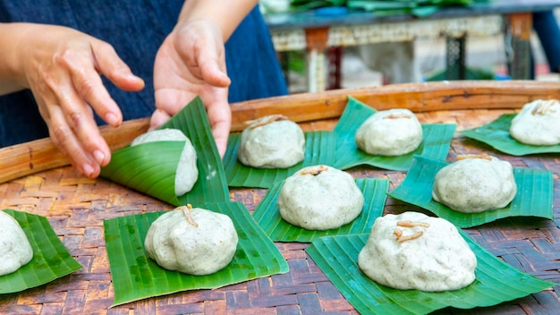 Ching Ming Festival Worship Ancestors Offerings Caozai Kueh Bamboo Pizi Kueh