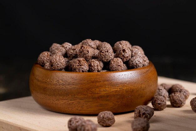 Chocolate balls are used as a dry breakfast with the addition of milk or yogurt