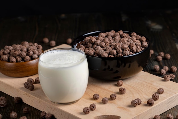 Chocolate balls are used as a dry breakfast with the addition of milk or yogurt