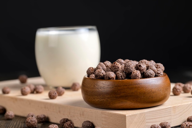 Chocolate balls are used as a dry breakfast with the addition of milk or yogurt