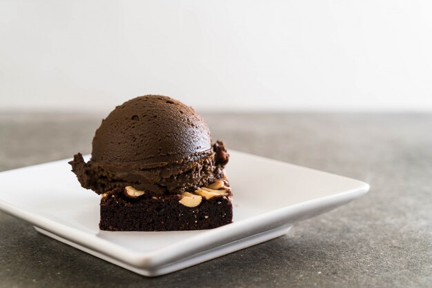 chocolate brownies with chocolate ice cream