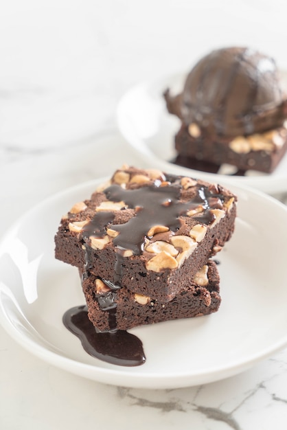 chocolate brownies with chocolate sauce