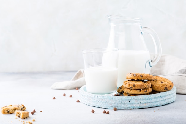 Chocolate chip cookies