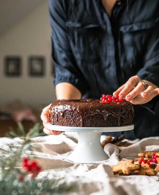 Chocolate gingerbread cake