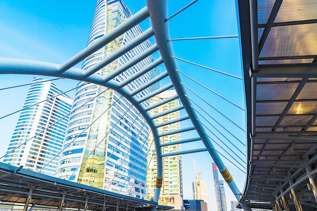 Chong Nonsi sky walk at bkk sky train station on Silom Line. Chong Nonsi Station is a BTS sky-train 