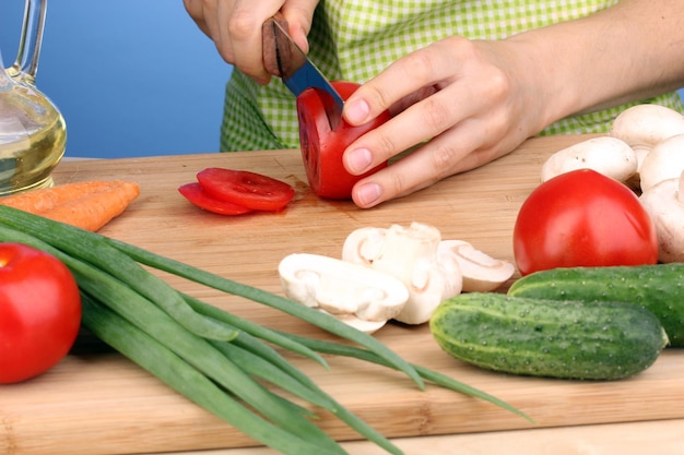 Chopping food ingredients