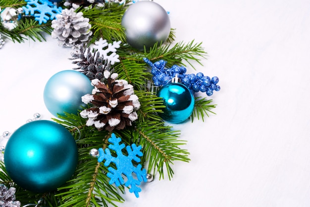 Christmas wreath with felt snowflakes, blue, turquoise baubles