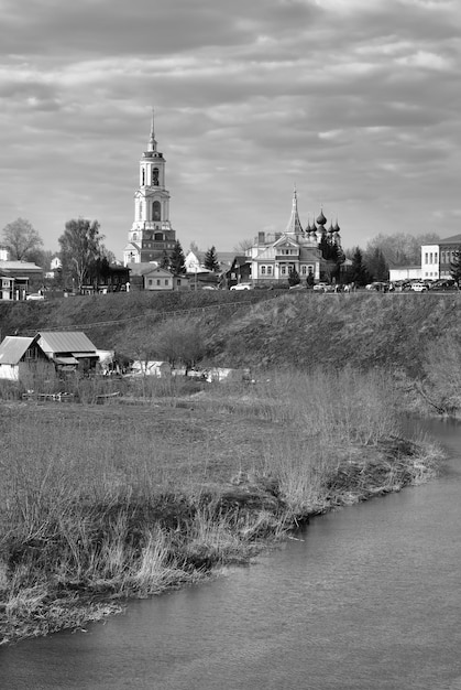 Churches on the bank of the Kamenka River