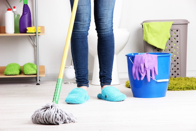 Photo cleaning floor in a room