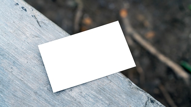 Clear minimal business card mockup on concrete background premium psd