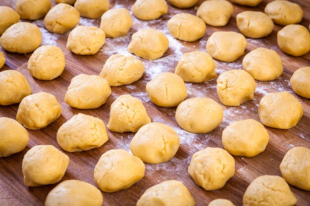 close up buns before baking