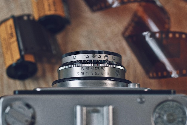 Photo close-up of camera on table