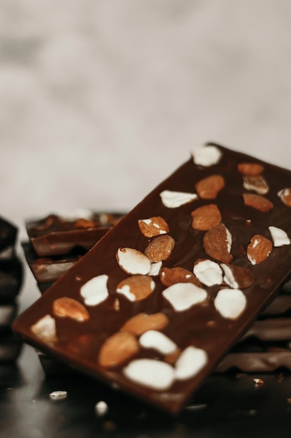 Photo close-up of chocolate cake