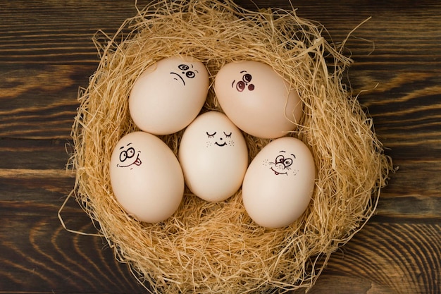 Photo close-up of eggs in basket