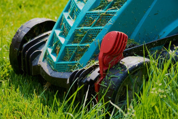 Photo close up of lawn mower