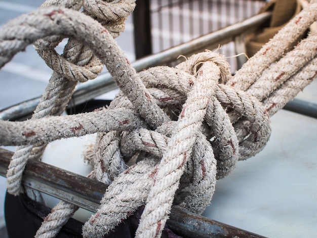 Close up of old rope And Knot (knot, rope, twist)