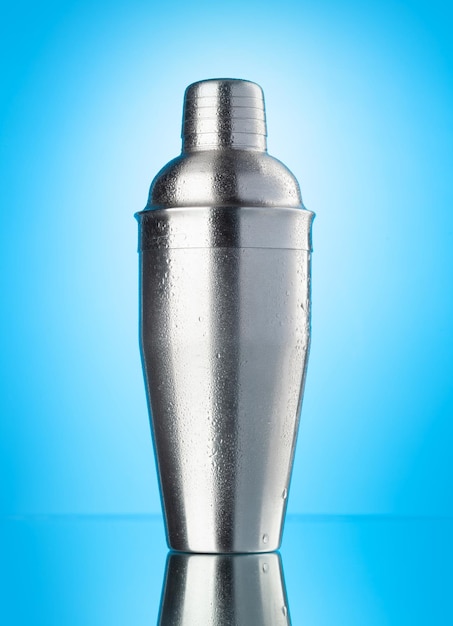 Cocktail shaker