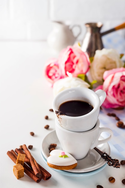 Coffee cup and beans on a white background.