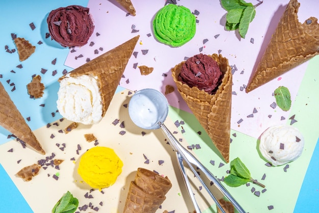 Photo colorful ice cream in waffle cones