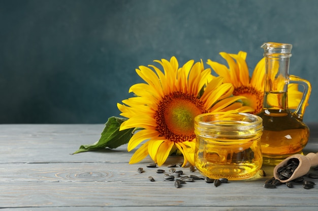 Composition with sunflower, seeds and oil