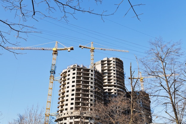 Construction of apartment building