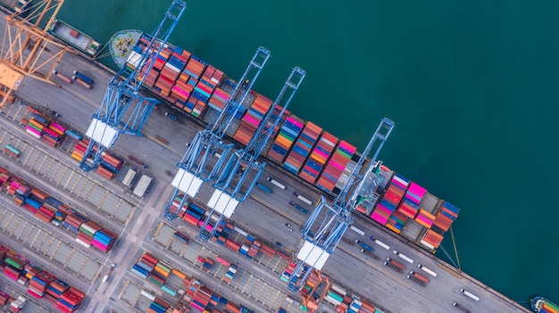 Container ship loading and unloading in deep sea port