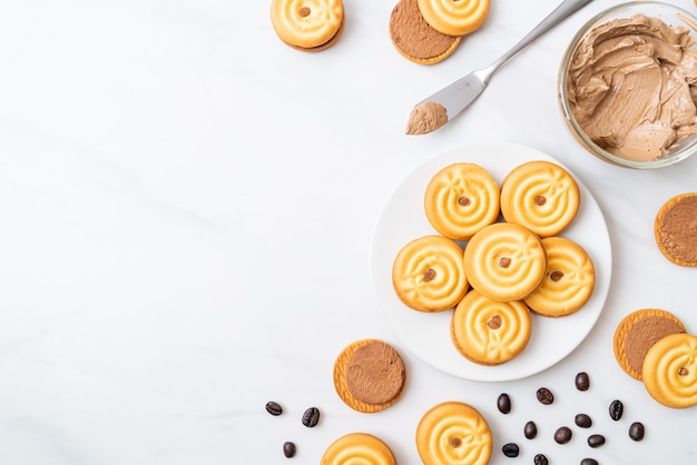 cookies with coffee cream