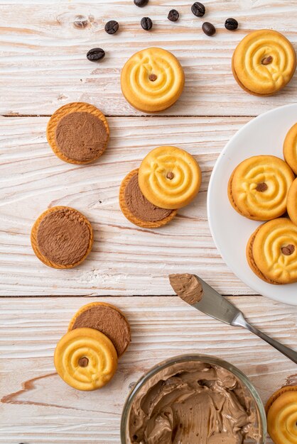 cookies with coffee cream