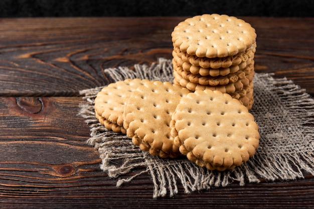 Cookies with milk filling