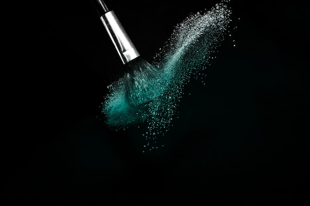 Cosmetic brush with Deep ocean  cosmetic powder spreading