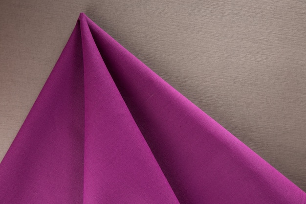 cotton fabric with draped pleats of linen weave