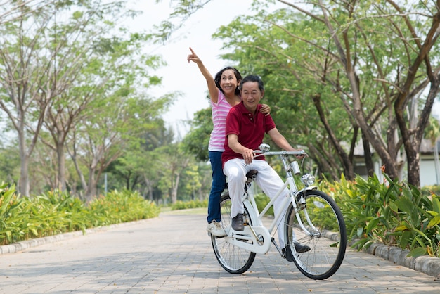 couple riding bike