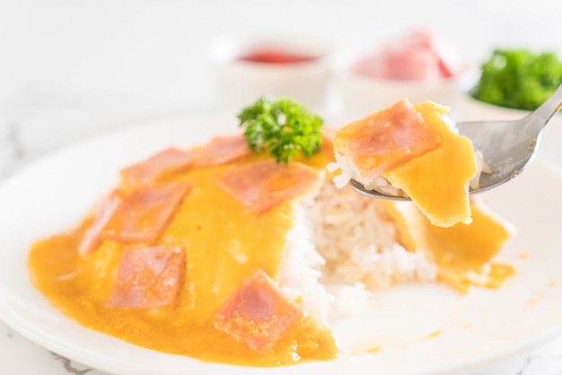 Creamy Omelet with Ham on Rice 