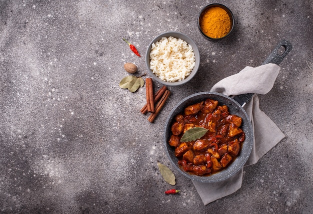 Curry chicken tikka masala with rice