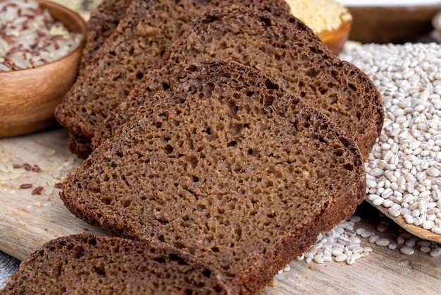 Cut fresh bread into pieces while cooking with bread