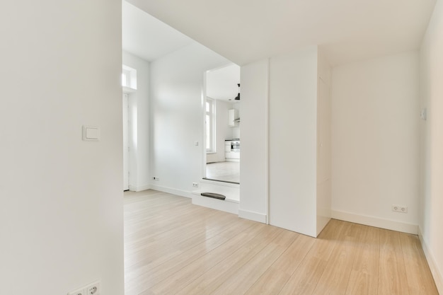 Daylight room with round parquet floor