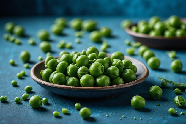 Photo default peas on a textured blue surface