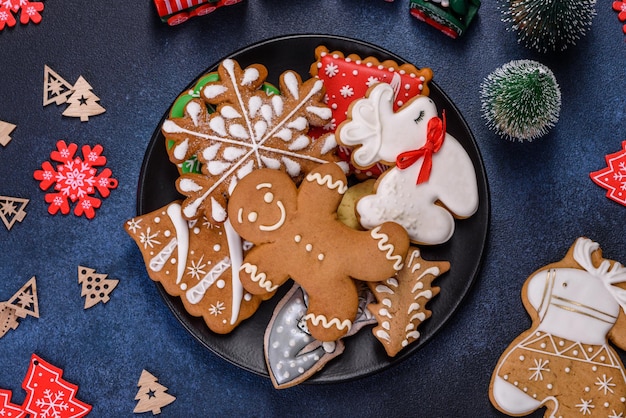 Delicious gingerbread cookies with honey ginger and cinnamon