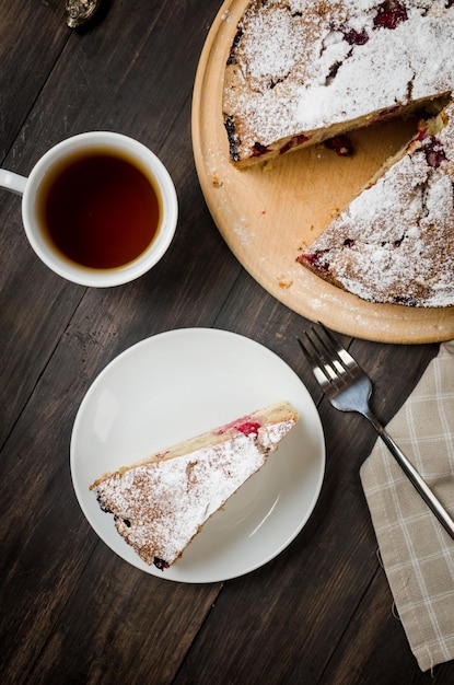 Delicious Homemade Cherry Pie with a Flaky Crust