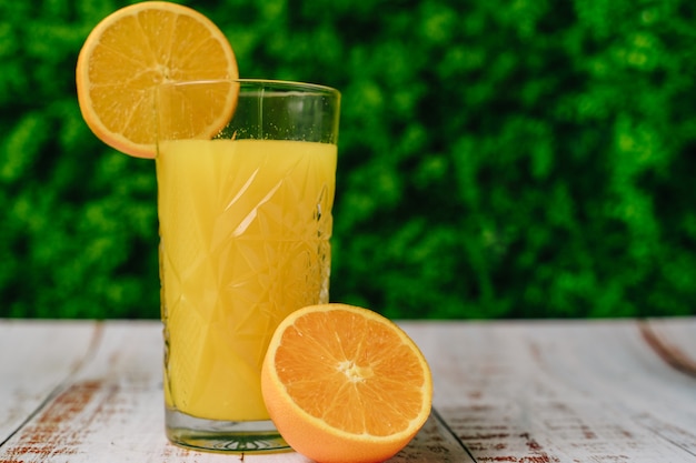 Delicious orange juice with orange slice in the glass