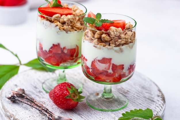 Dessert with strawberry, yogurt and granola