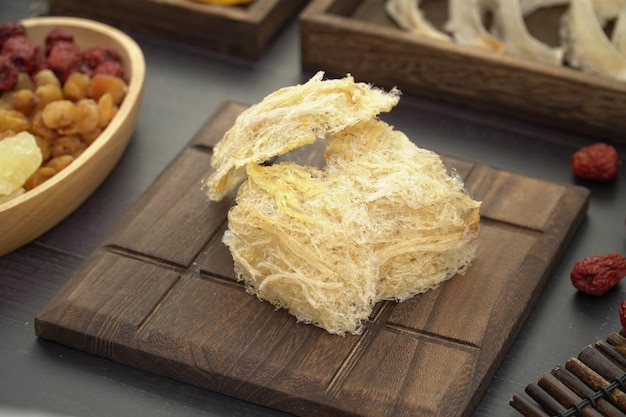 Detailed shot of bird's nest forming a circle