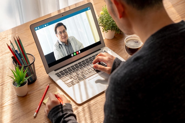 Doctor video call online by modish telemedicine software application