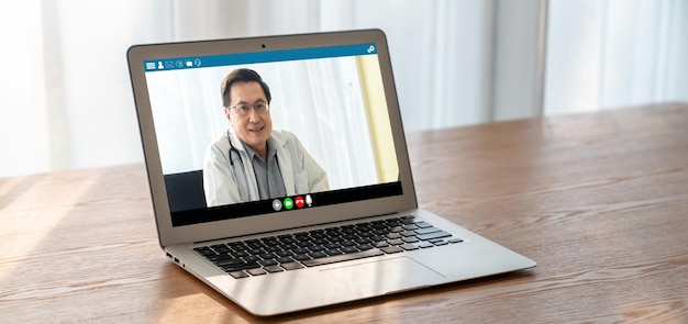 Doctor video call online by modish telemedicine software application