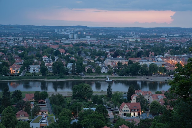 Dresden sinks slowly into the night Dust