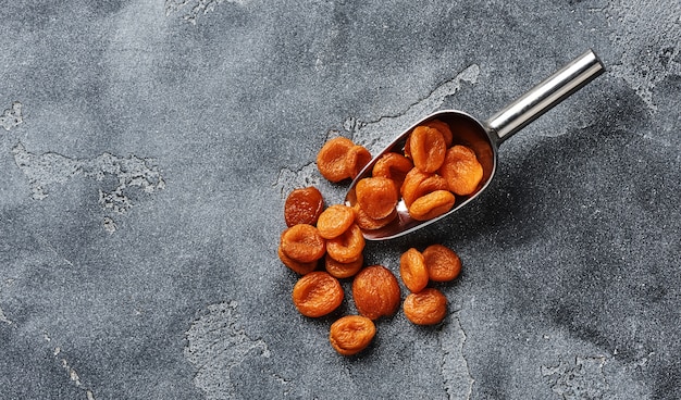 Dried apricot