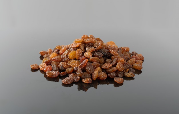 Dried grapes pile